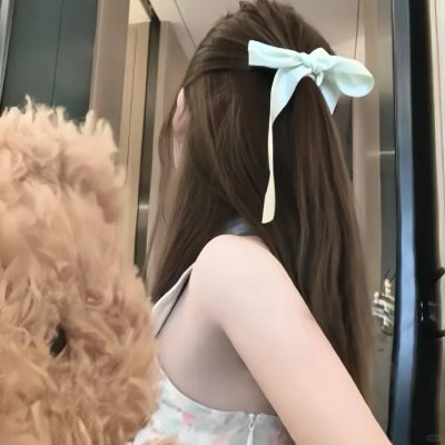 芒果和红色轮椅